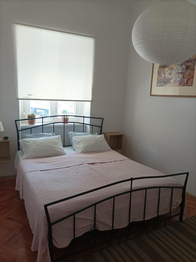 Casa Di Nonna Pina, Kuca U Blizini Arene Apartment Pula Exterior photo